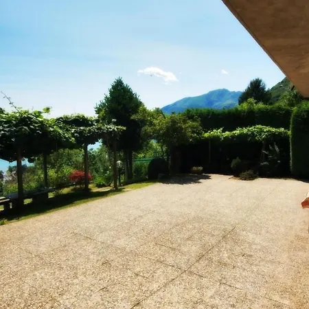 'garden' Mit Wasserblick By Interhome *