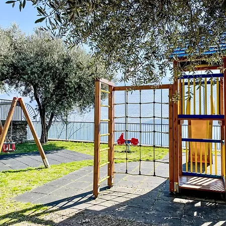 'garden' Mit Wasserblick By Interhome