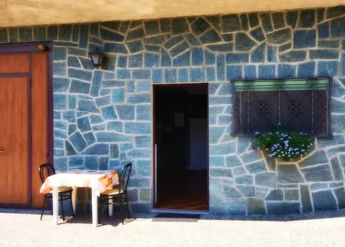 Apartman 'garden' Mit Wasserblick By Interhome